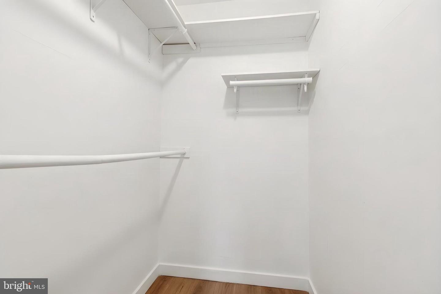 8406 Hartford Ave Property Photo 24