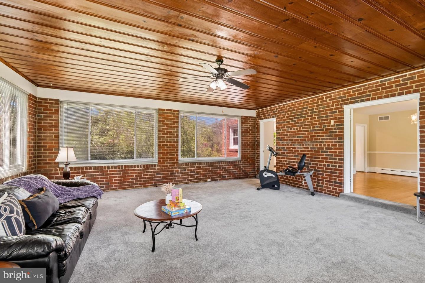 1018 Mcceney Ave Property Photo 38