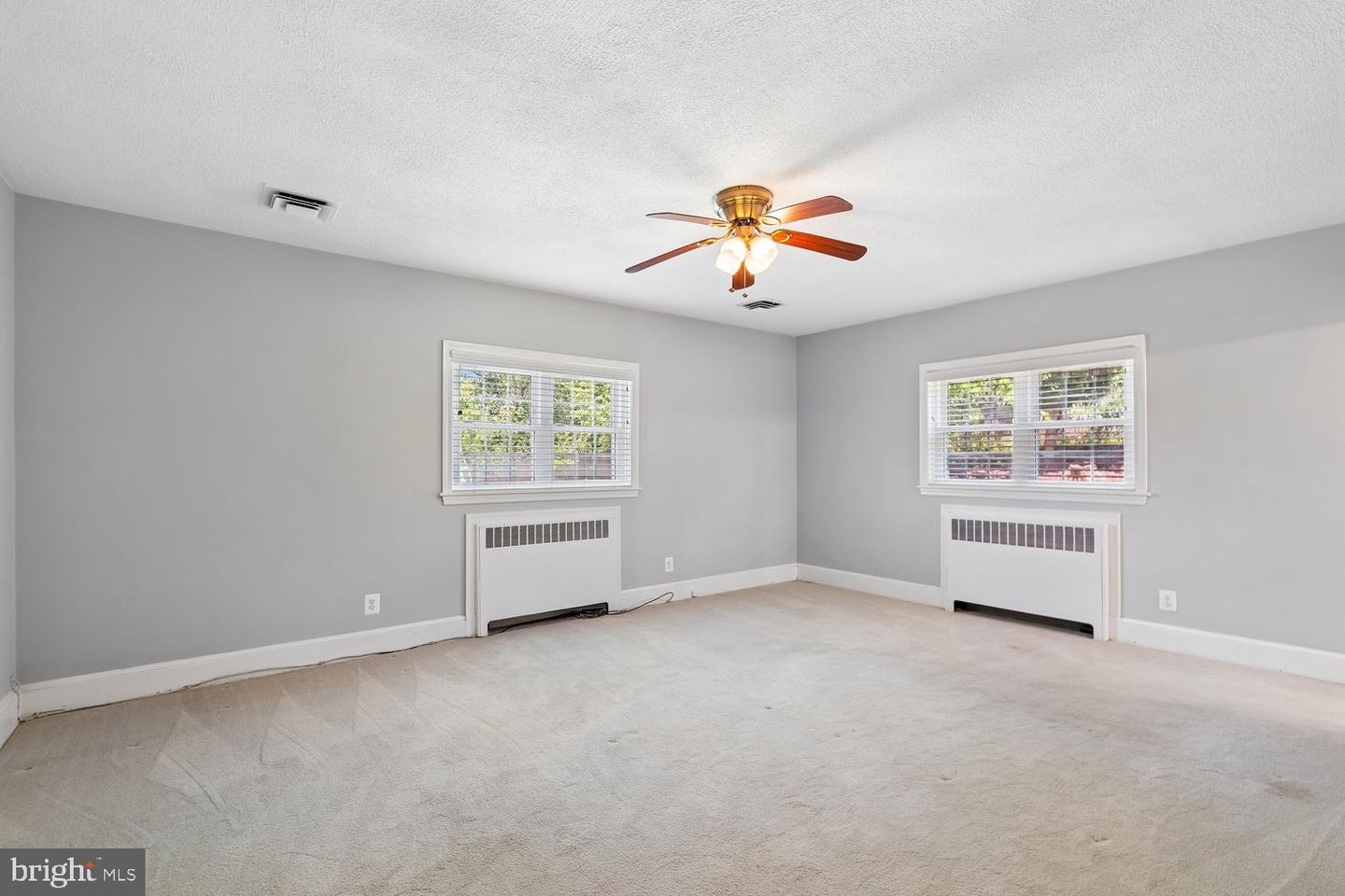 1018 Mcceney Ave Property Photo 51