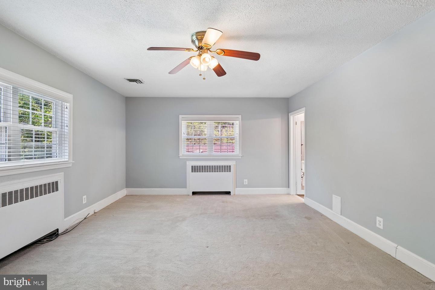 1018 Mcceney Ave Property Photo 52