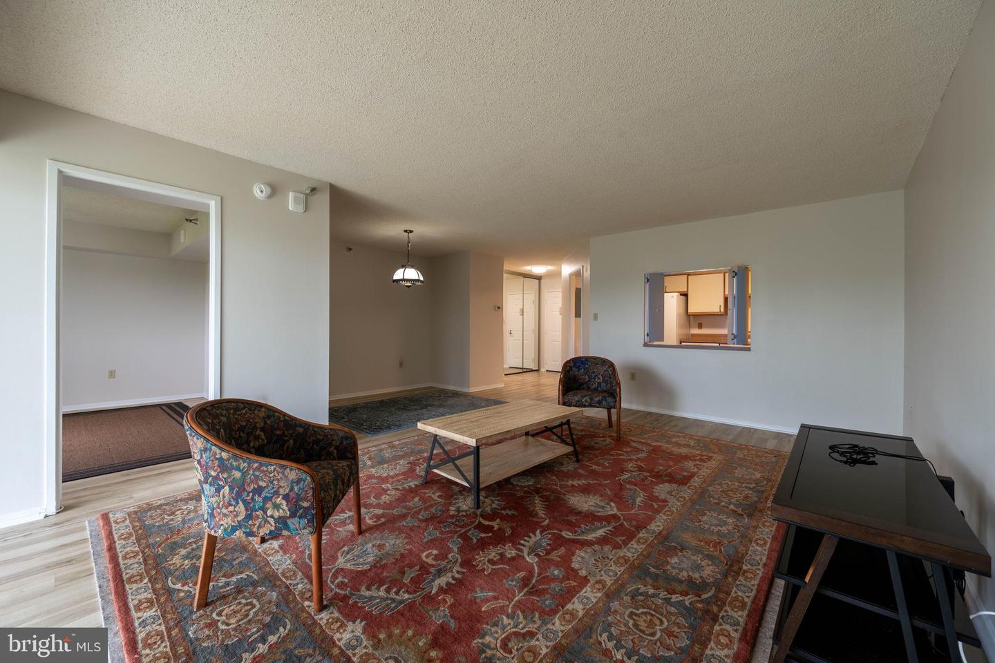 15101 Interlachen Dr #1-924 Property Photo 8