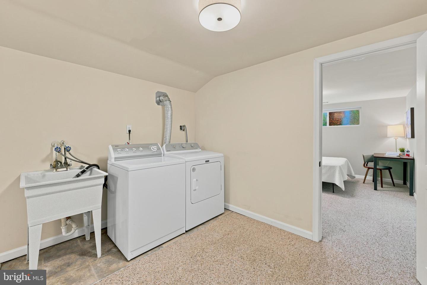 9703 Woodland Dr Property Photo 47
