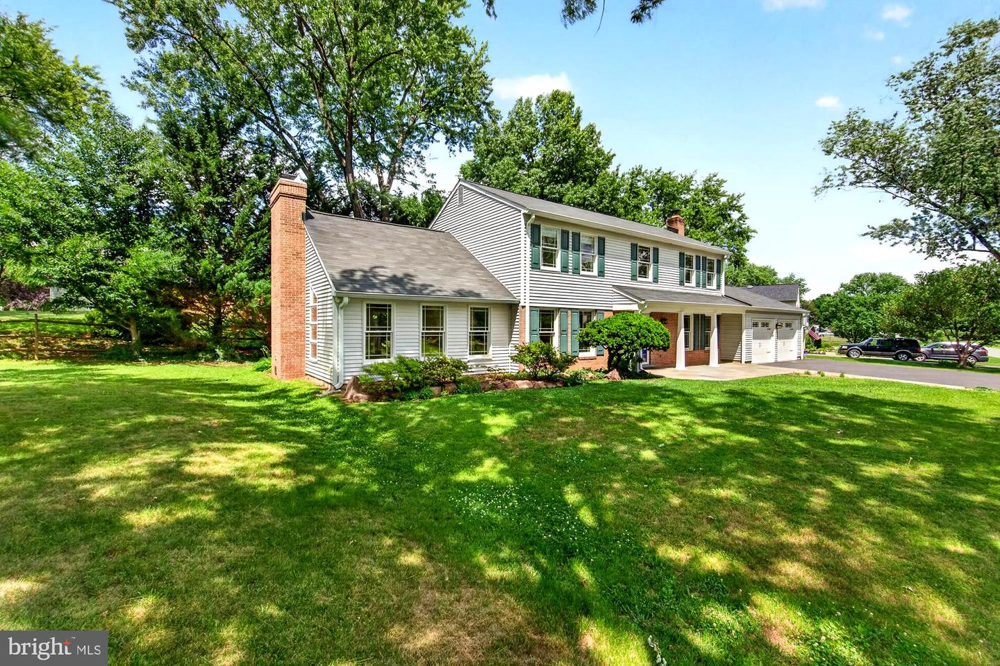 19613 Bodmer Ave Property Photo 3