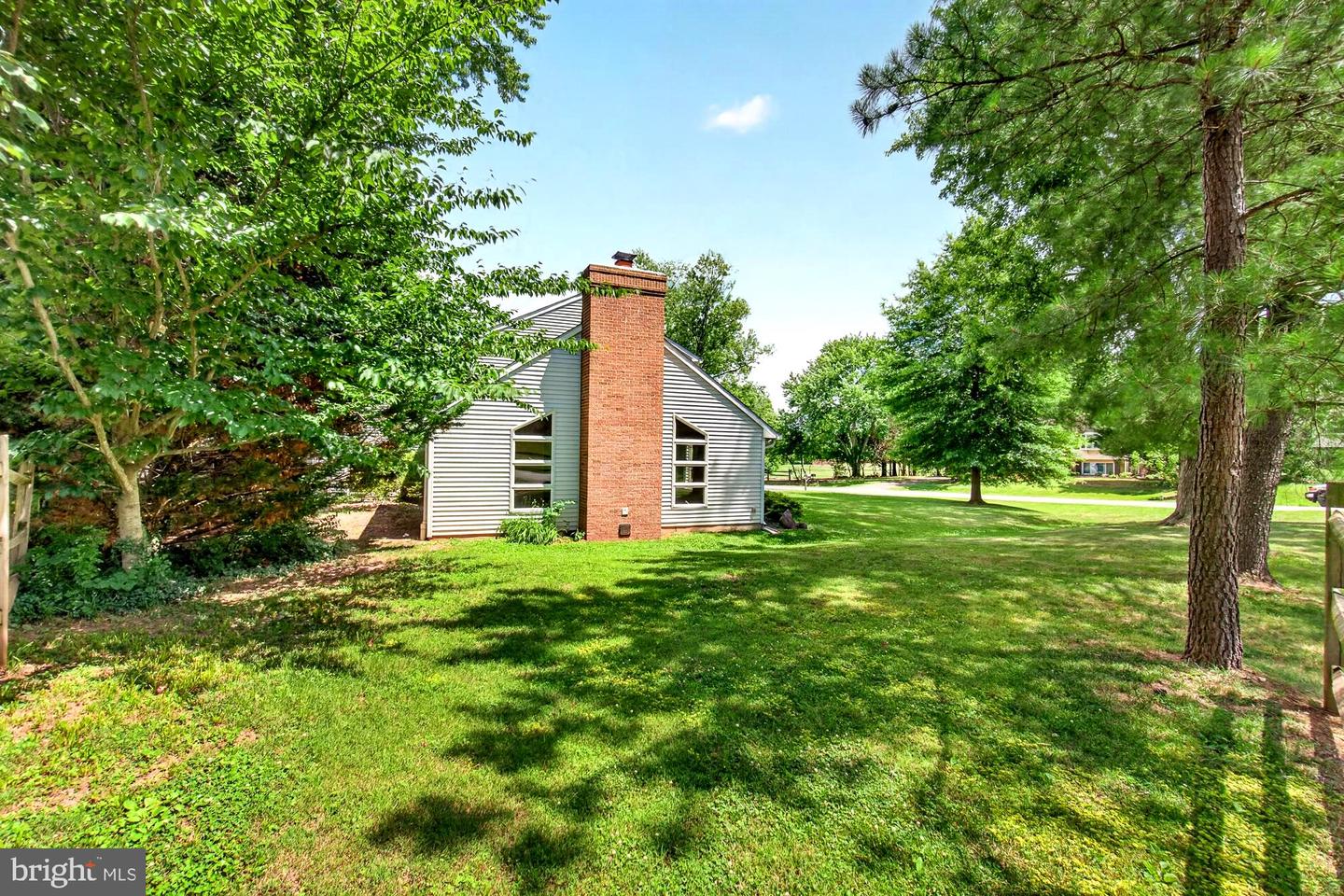 19613 Bodmer Ave Property Photo 7