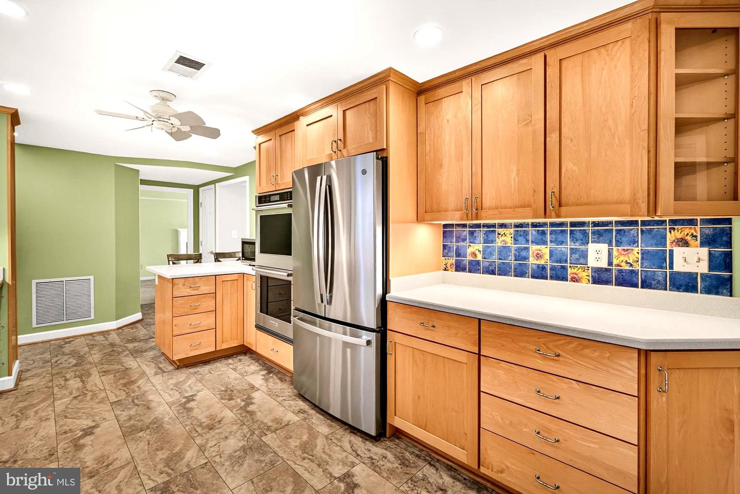 19613 Bodmer Ave Property Photo 25