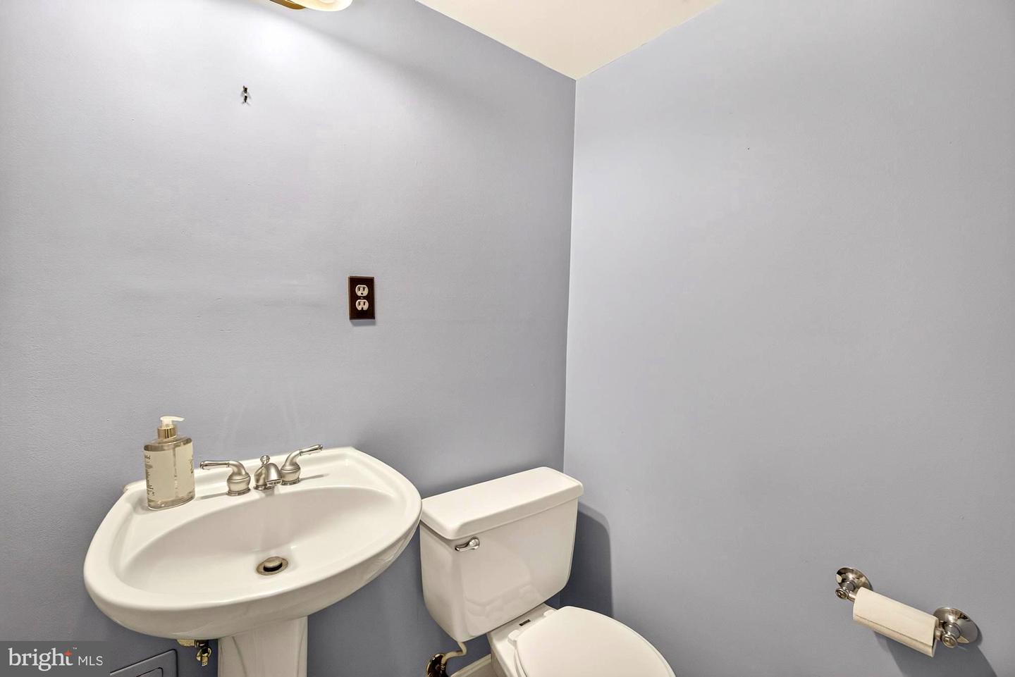 19613 Bodmer Ave Property Photo 32