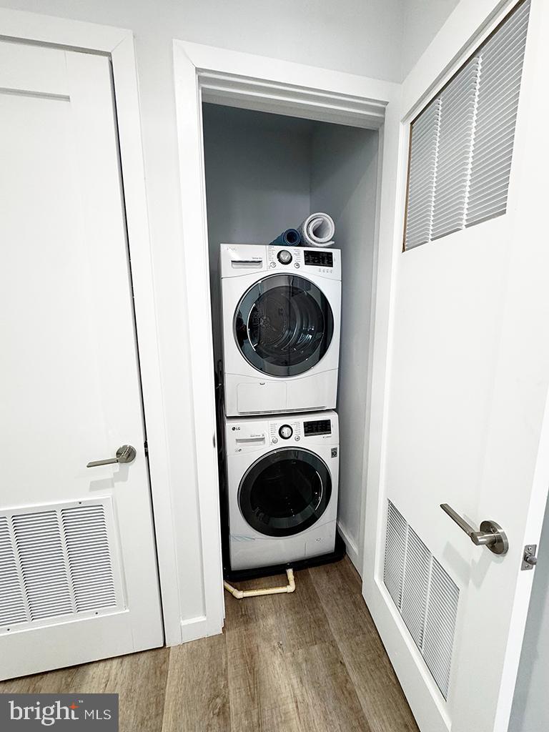 700 Roeder Rd #103 Property Photo 15