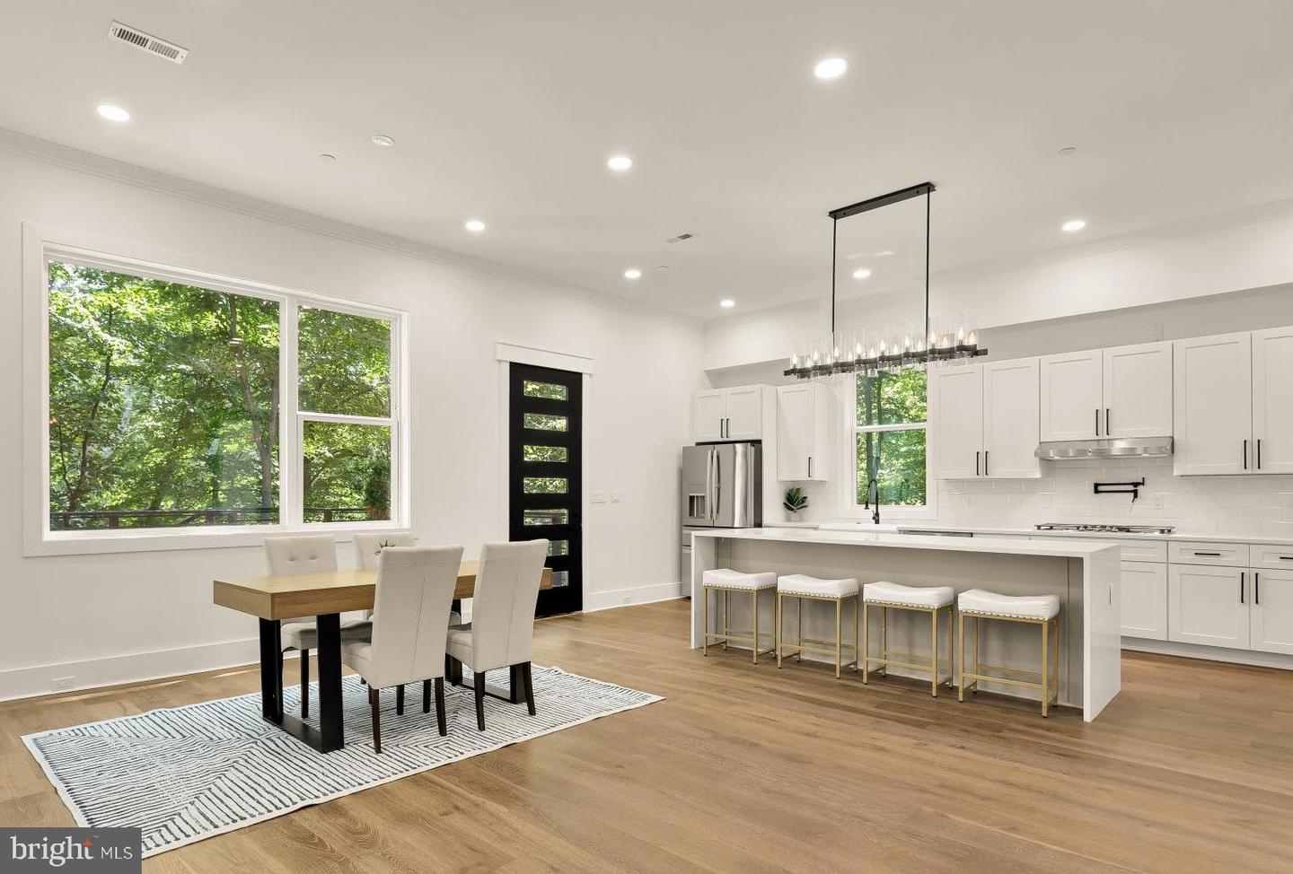 811 Sligo Creek Pkwy Property Photo 21