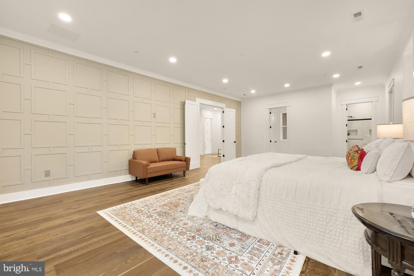 811 Sligo Creek Pkwy Property Photo 43