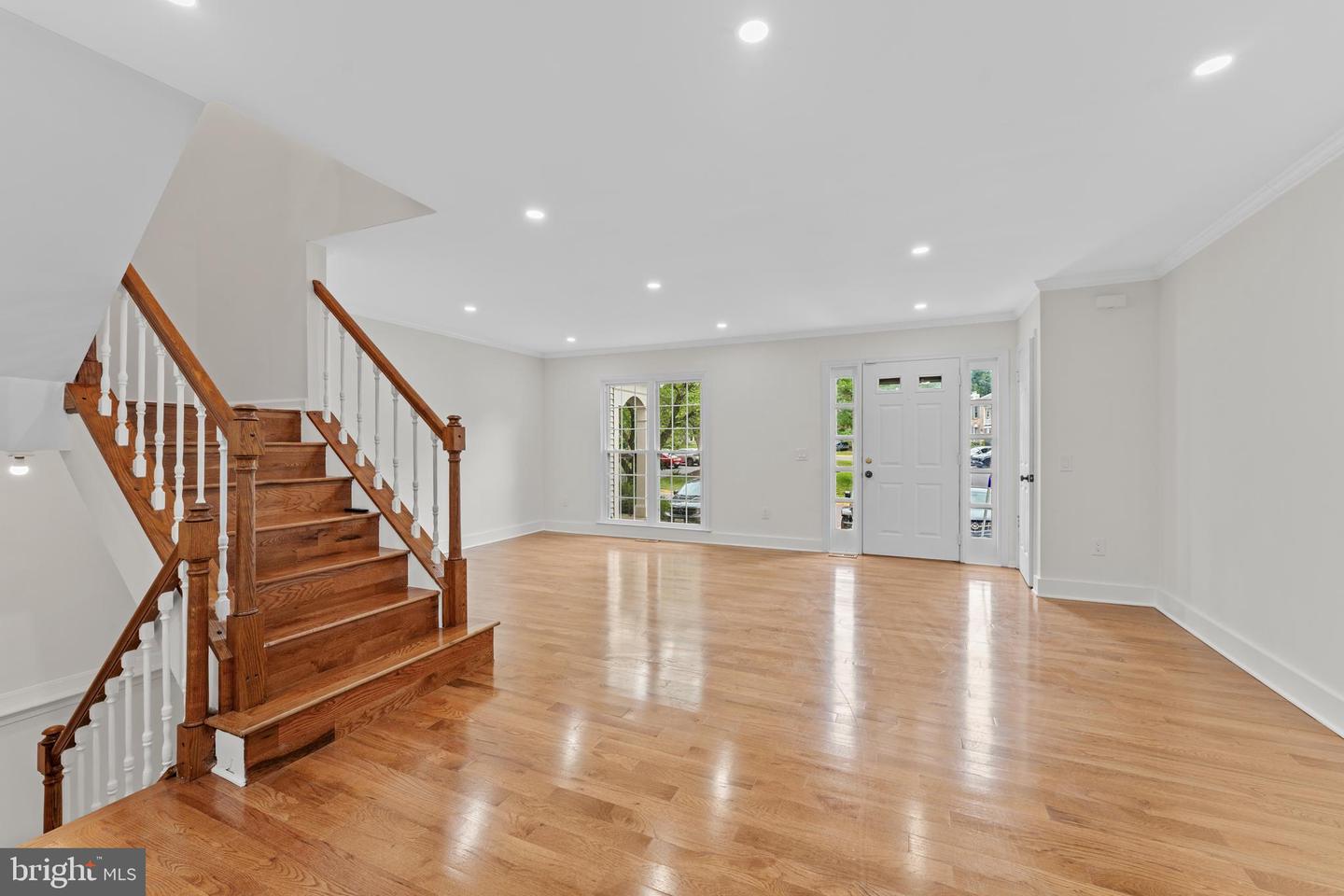671 Concerto Ln Property Photo 8