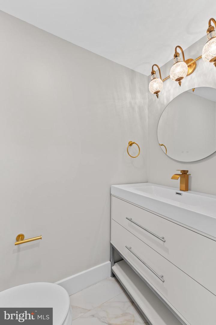 671 Concerto Ln Property Photo 23