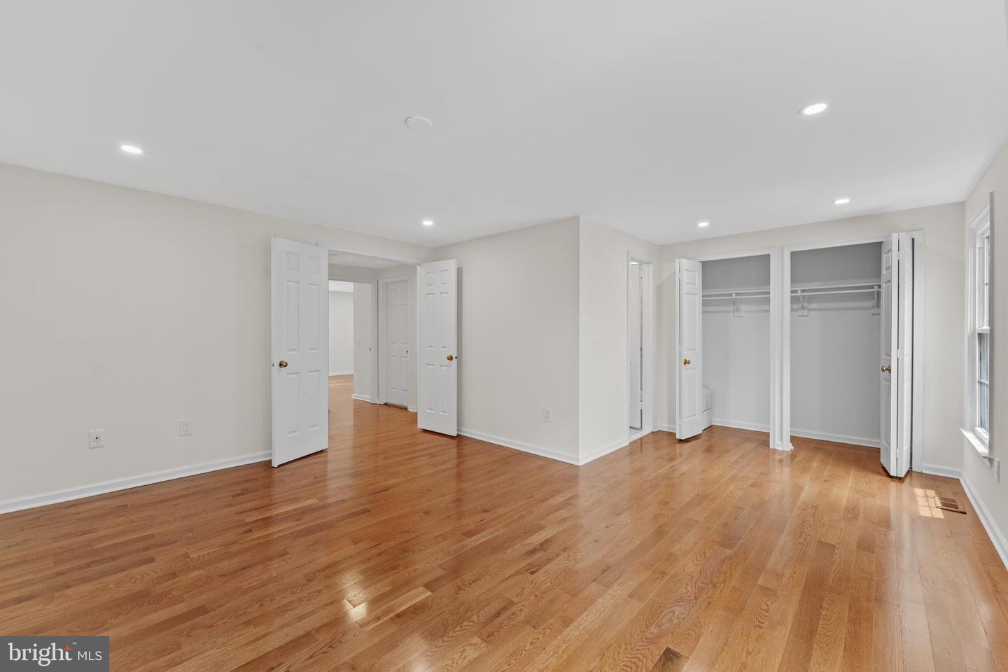 671 Concerto Ln Property Photo 27