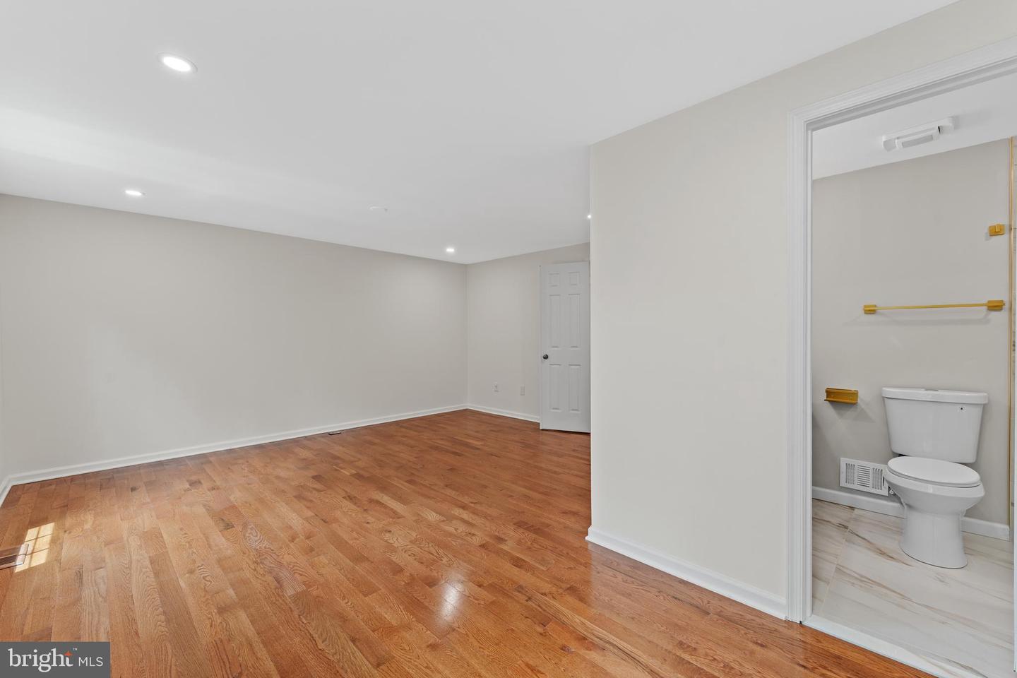 671 Concerto Ln Property Photo 28