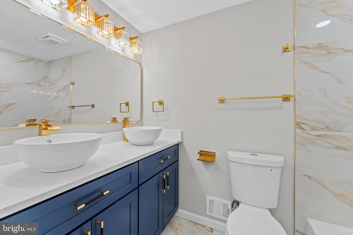 671 Concerto Ln Property Photo 29