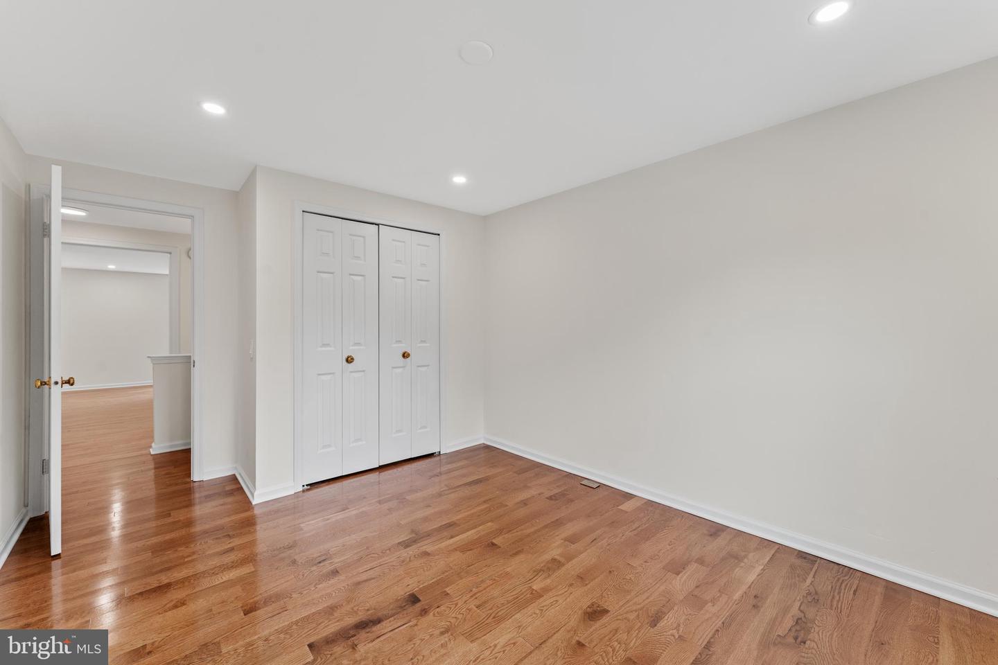 671 Concerto Ln Property Photo 31