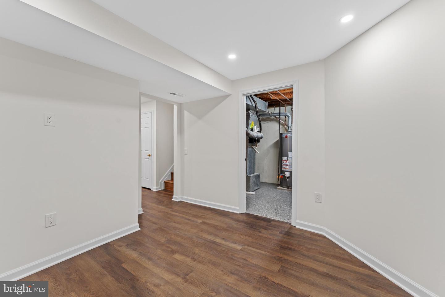 671 Concerto Ln Property Photo 42