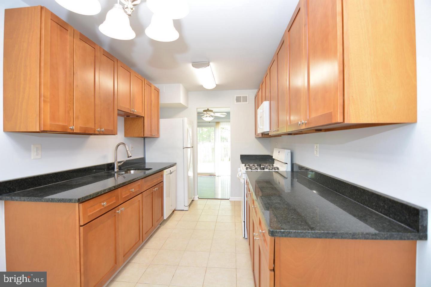 714 Hurley Ave Property Photo 6