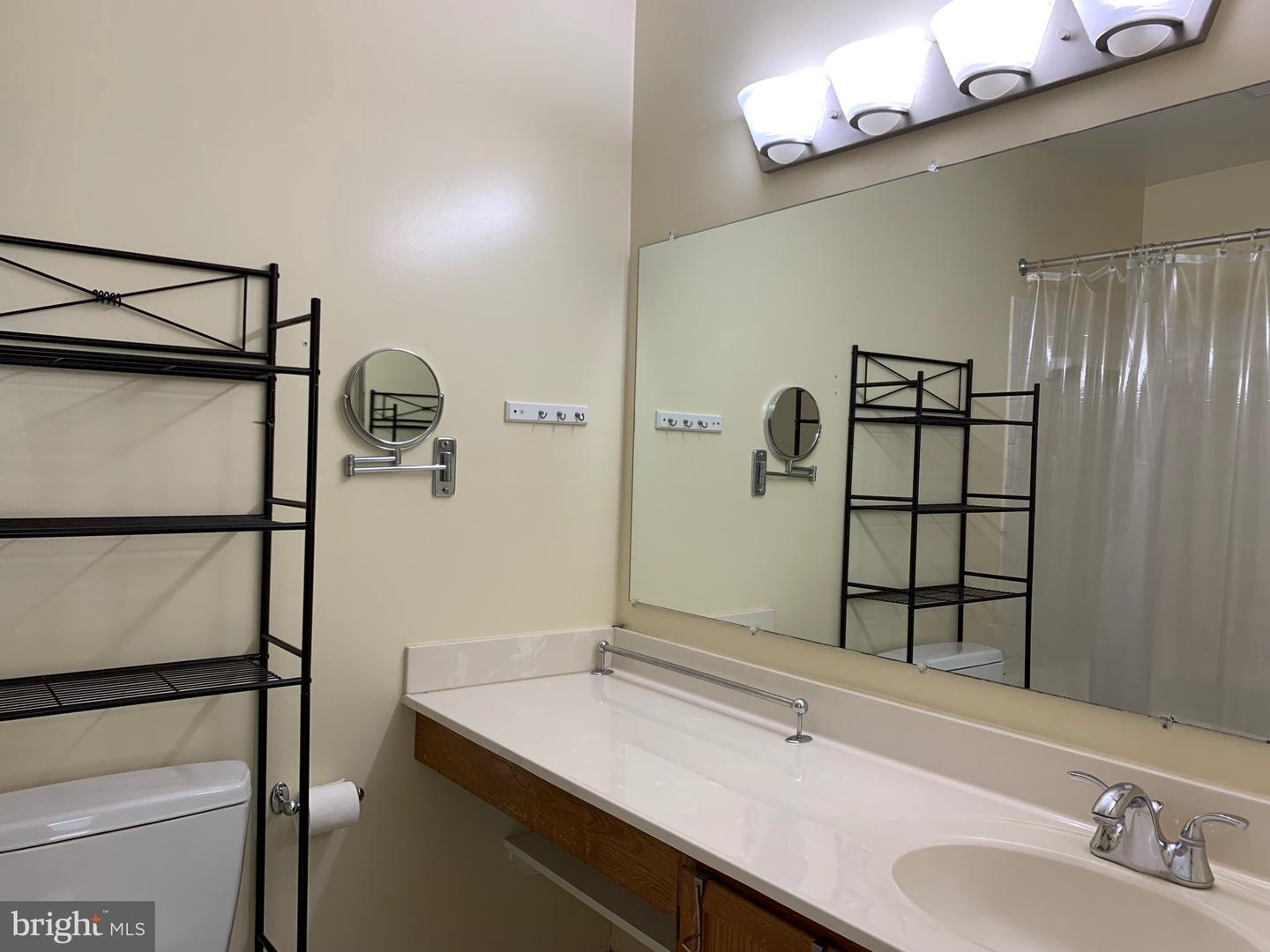 800 Amber Tree Ct #103 Property Photo 13
