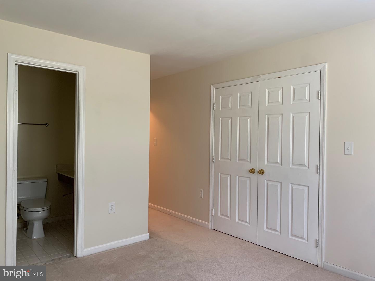 800 Amber Tree Ct #103 Property Photo 16
