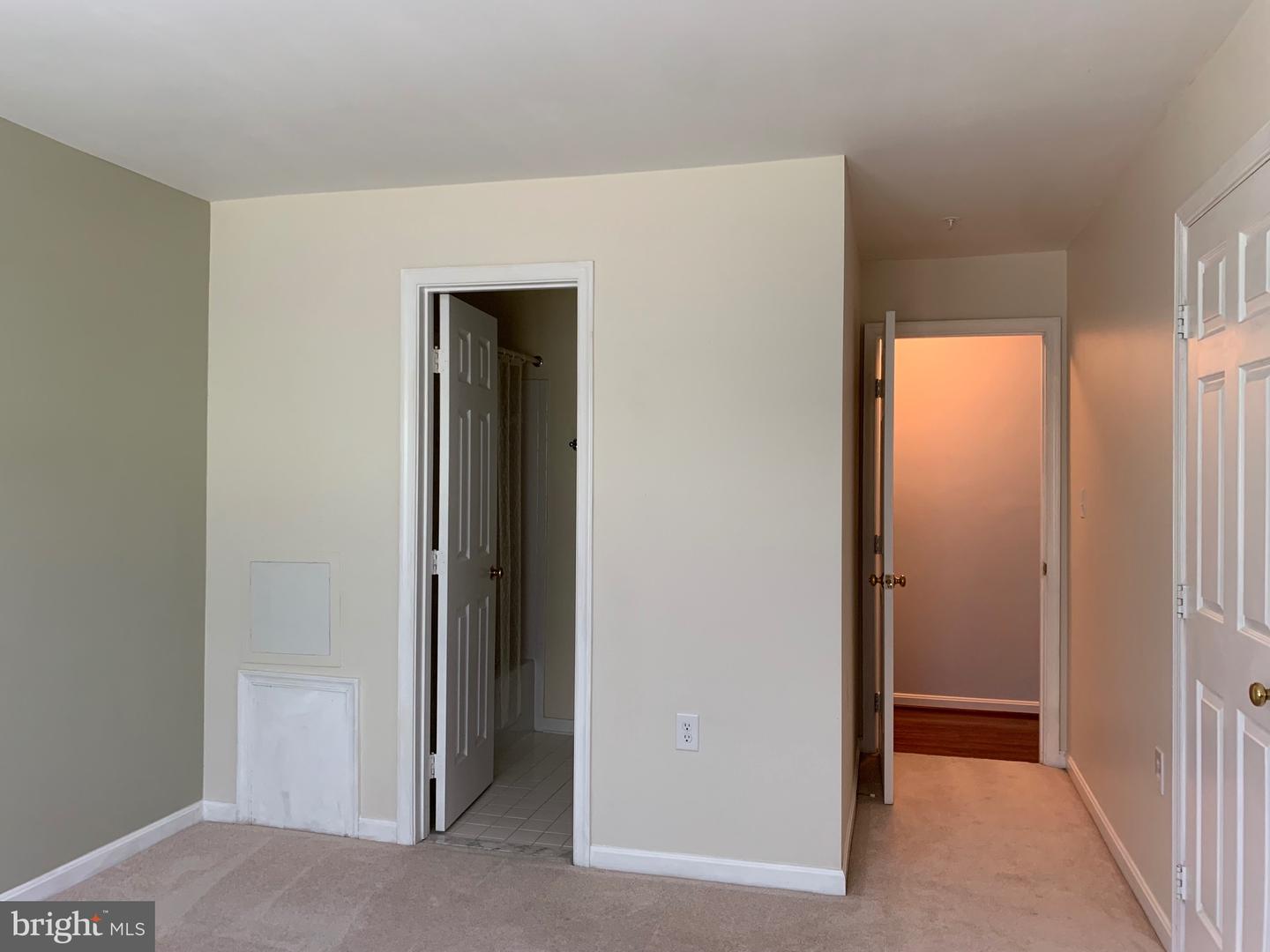 800 Amber Tree Ct #103 Property Photo 17