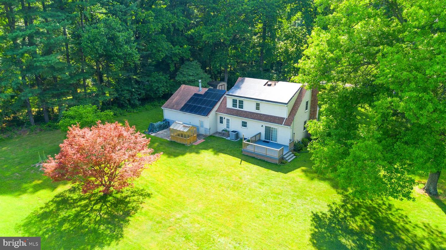17613 Kirk Ln Property Photo 3