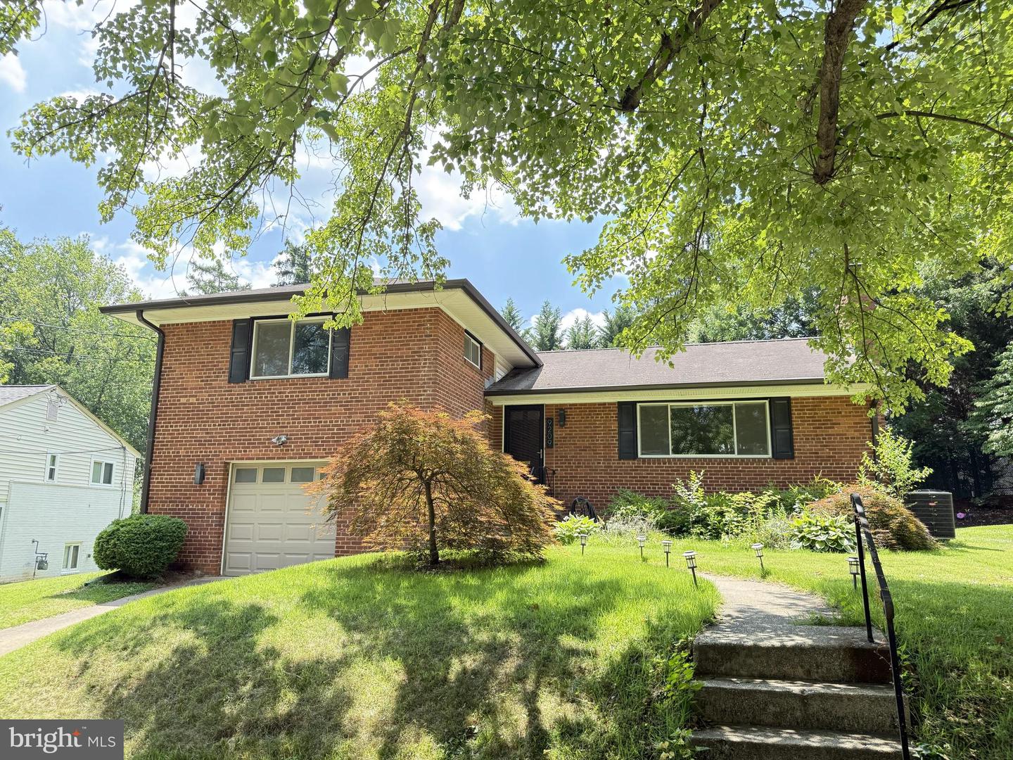 9209 E Parkhill Dr Property Photo 1