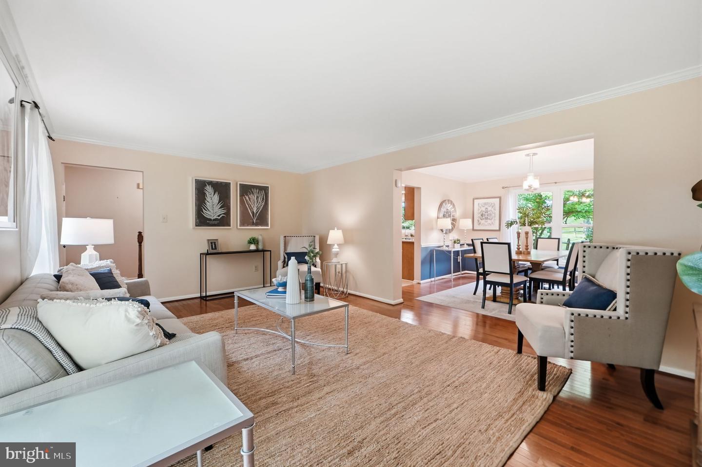 15 Middlebridge Ct Property Photo 6