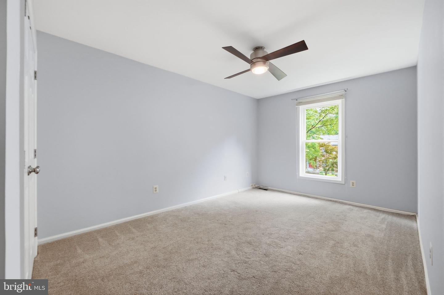 15 Middlebridge Ct Property Photo 27