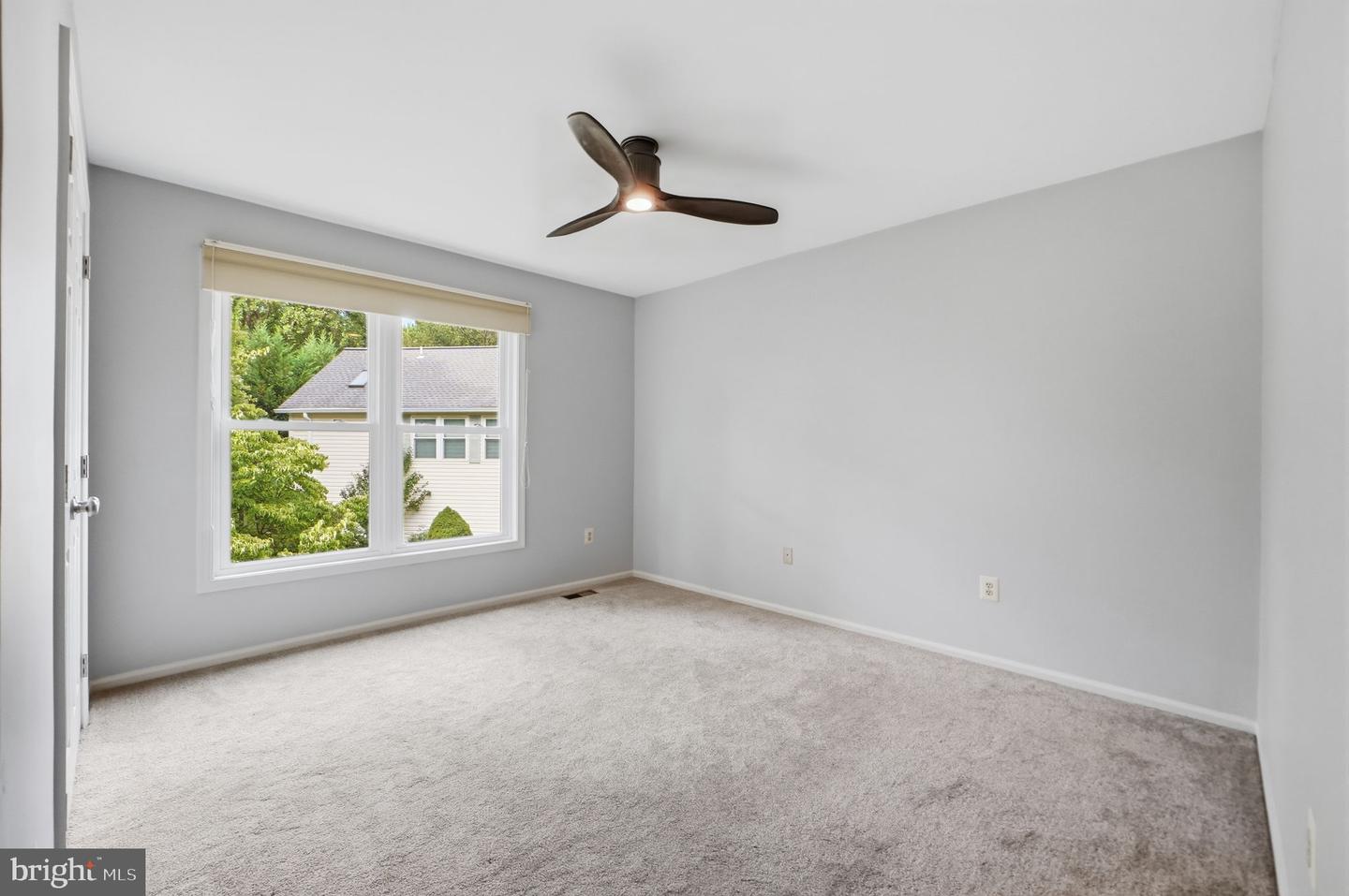 15 Middlebridge Ct Property Photo 29