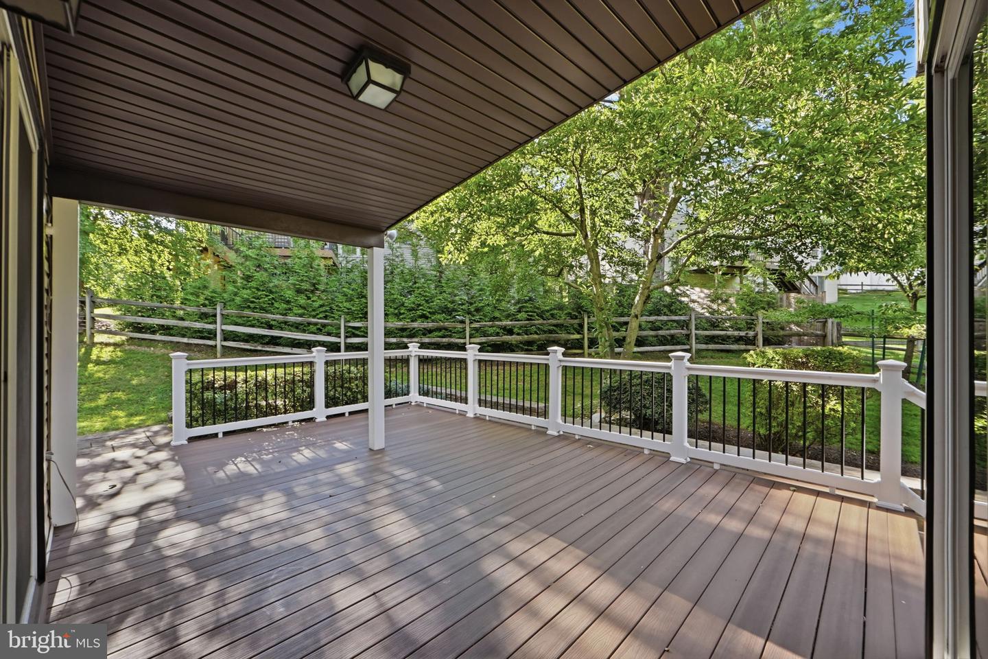 15 Middlebridge Ct Property Photo 42