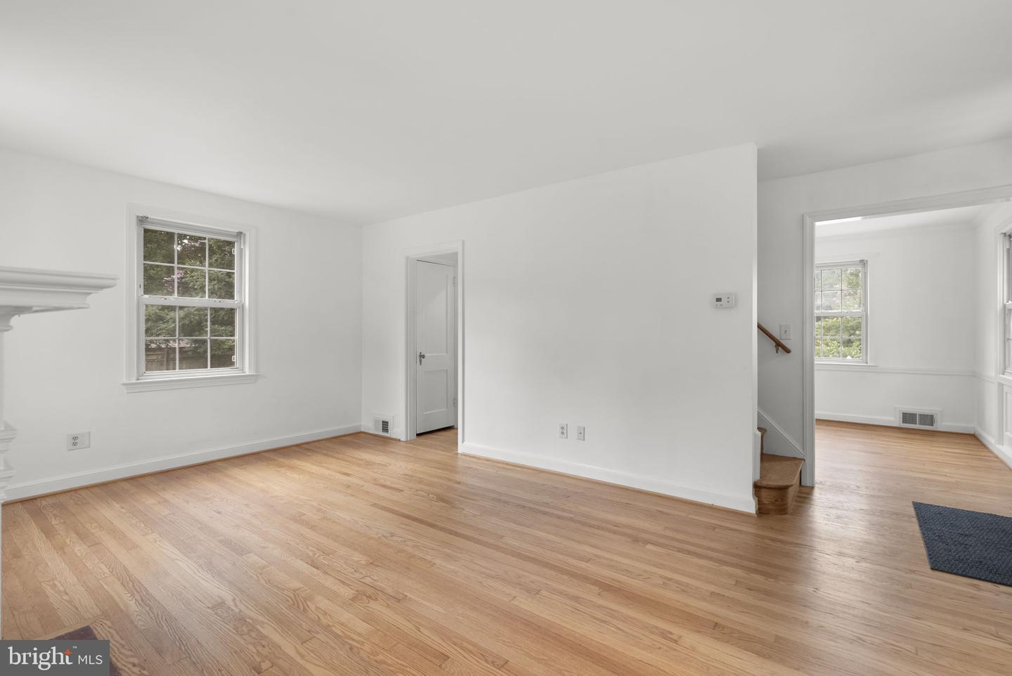 10511 Lorain Ave Property Photo 6