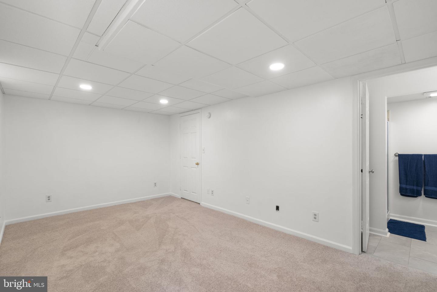 10511 Lorain Ave Property Photo 37