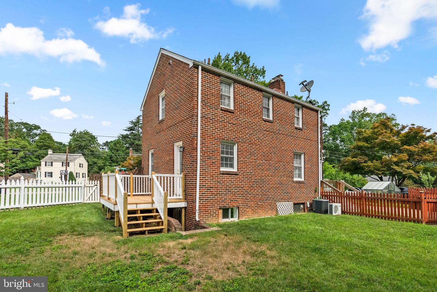 10511 Lorain Ave Property Photo 42