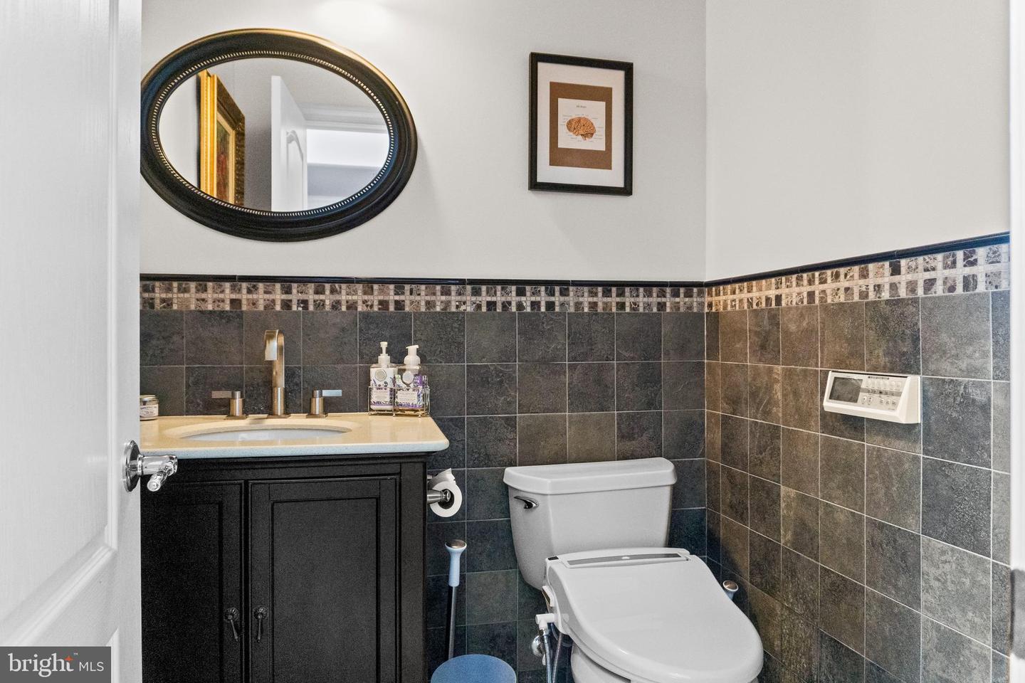 18634 Woodgate Pl Property Photo 27