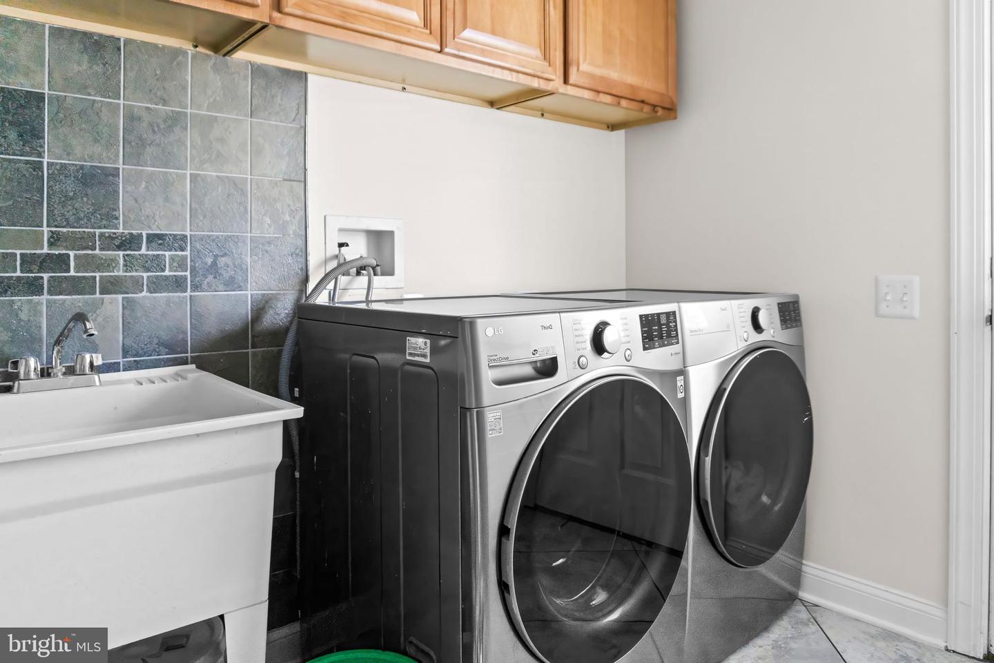 18634 Woodgate Pl Property Photo 34