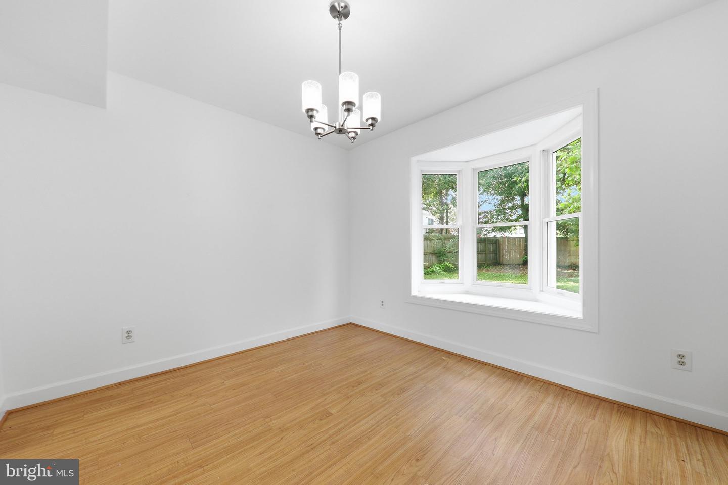 20104 Westerly Ave Property Photo 8