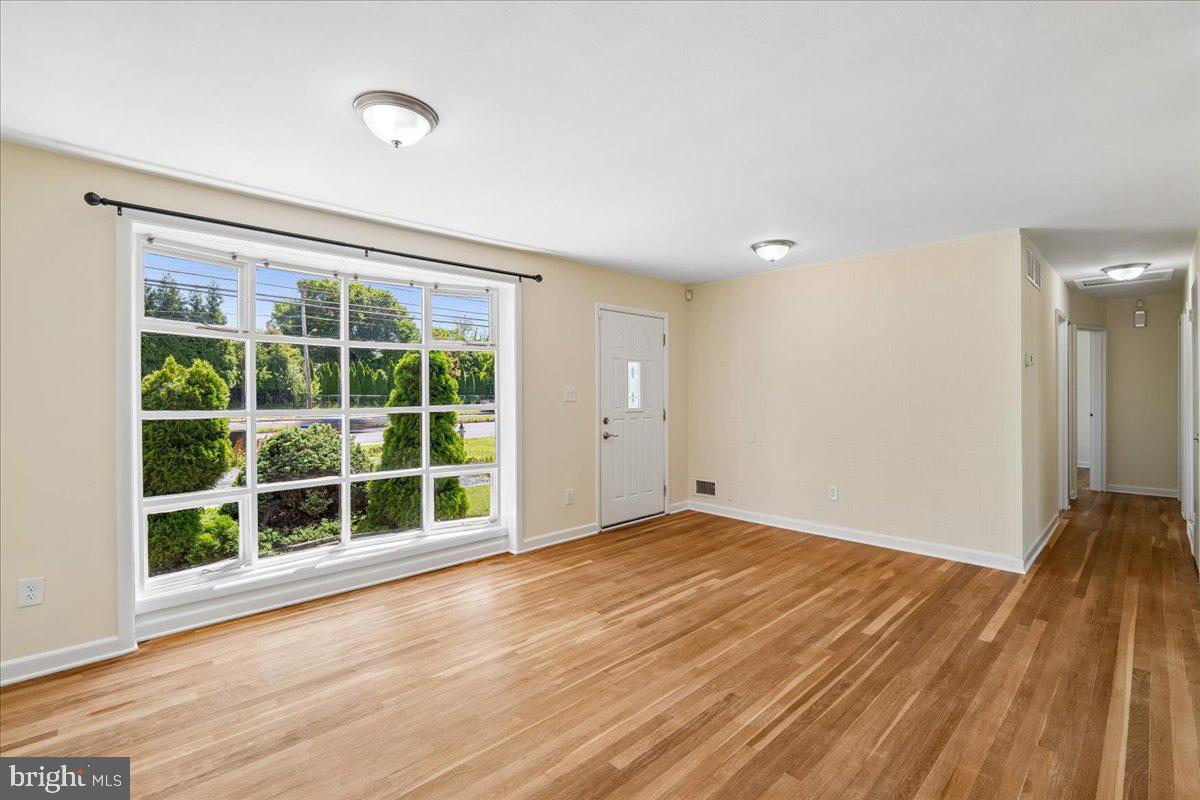 13012 Georgia Ave Property Photo 3