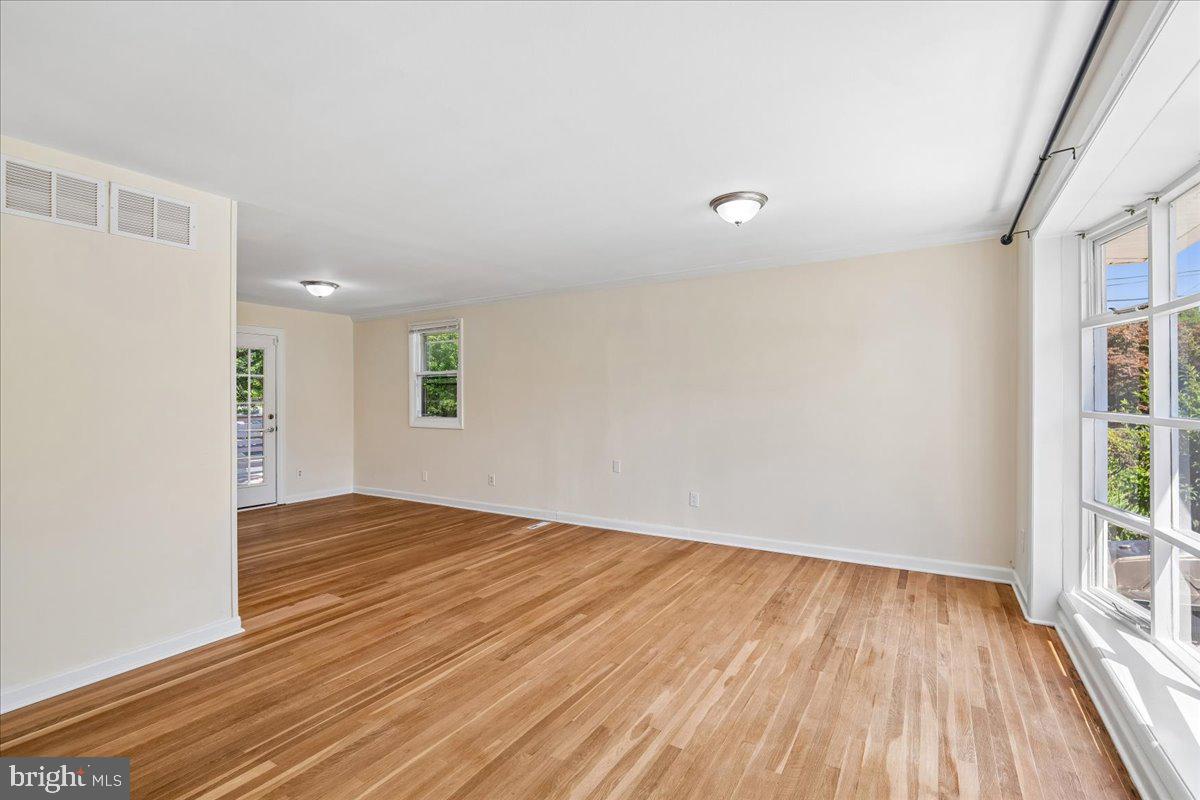 13012 Georgia Ave Property Photo 5