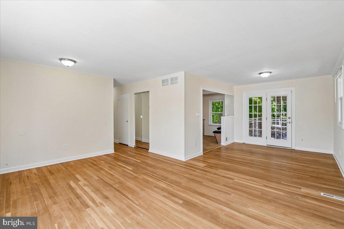 13012 Georgia Ave Property Photo 6