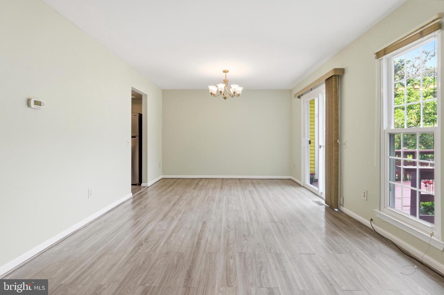 12423 Loft Ln Property Photo 16