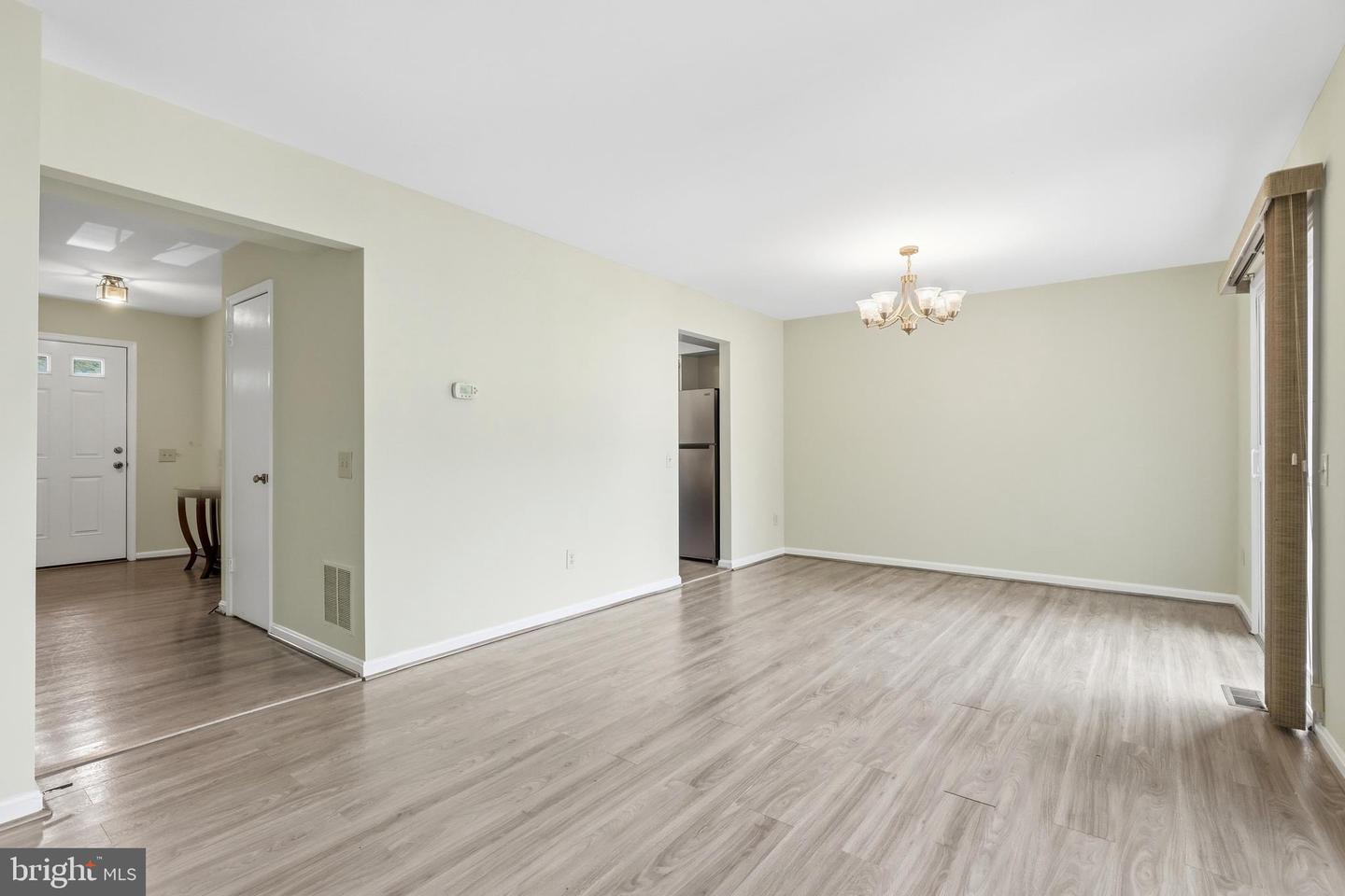 12423 Loft Ln Property Photo 17