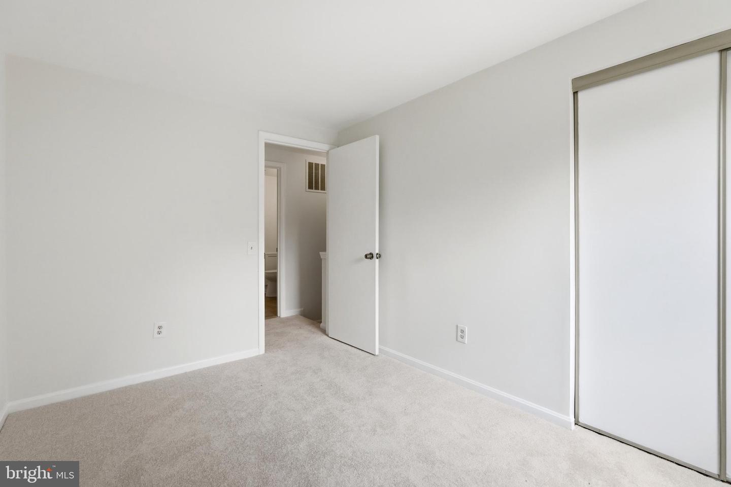 12423 Loft Ln Property Photo 21