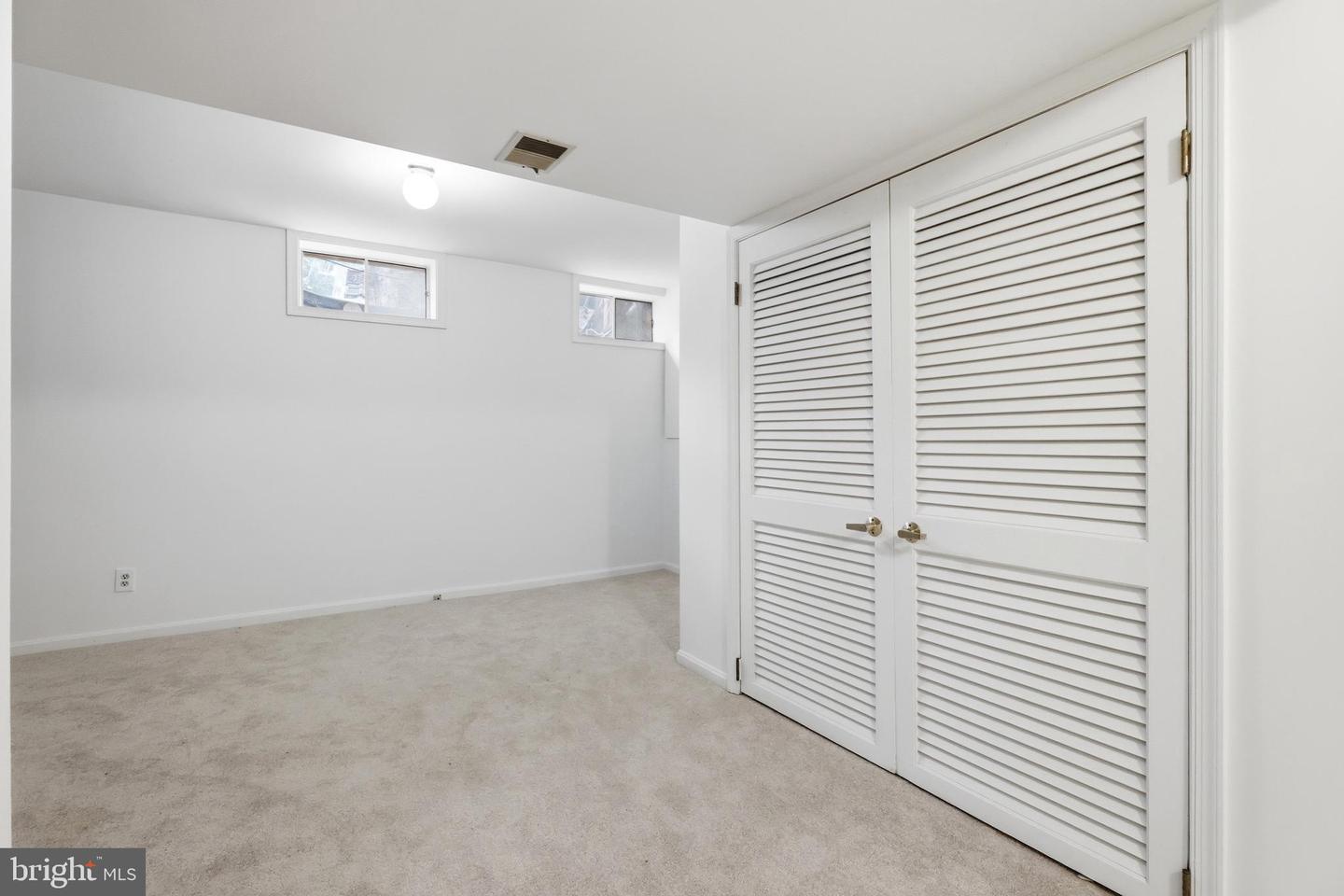 12423 Loft Ln Property Photo 31