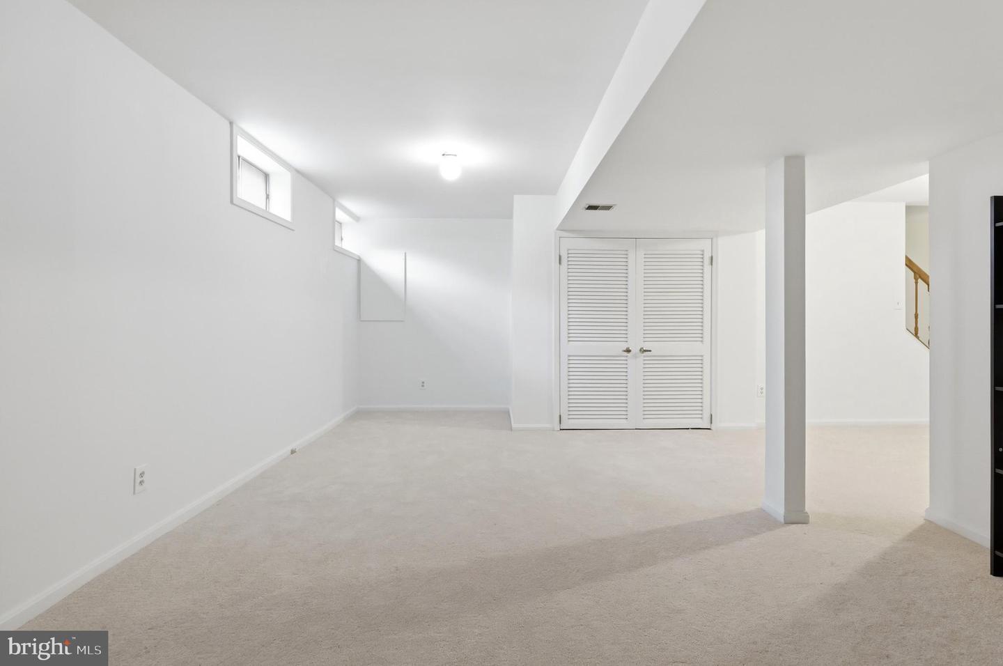 12423 Loft Ln Property Photo 35