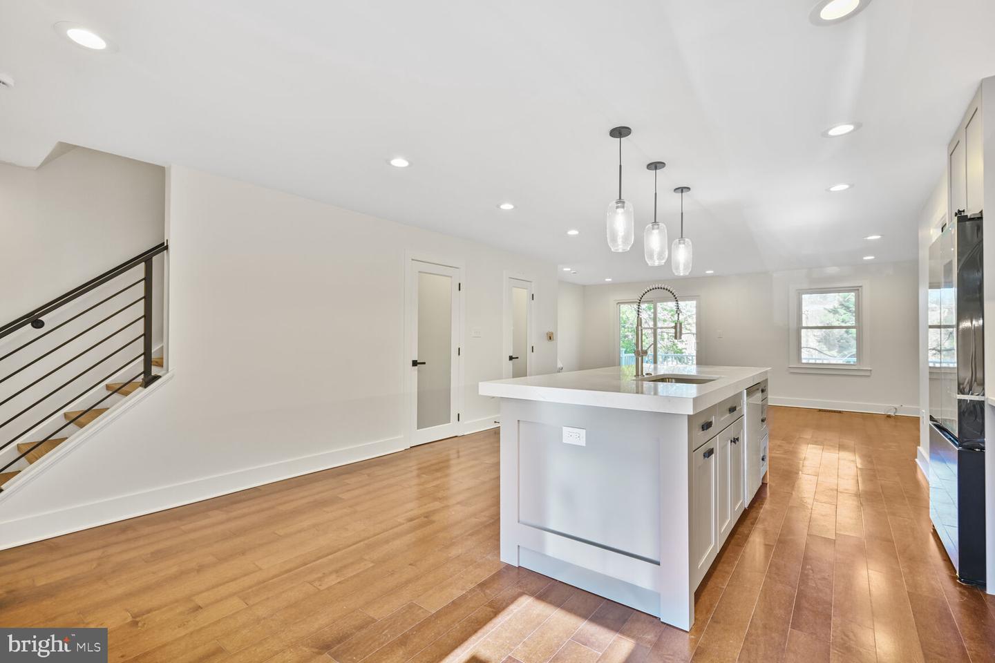 10222 Arizona Cir #18 Property Photo 5