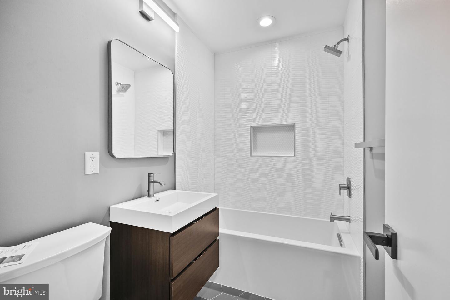 10222 Arizona Cir #18 Property Photo 24
