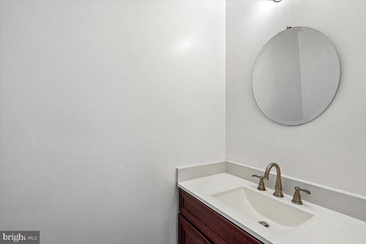 3259 Saint Augustine Ct Property Photo 6
