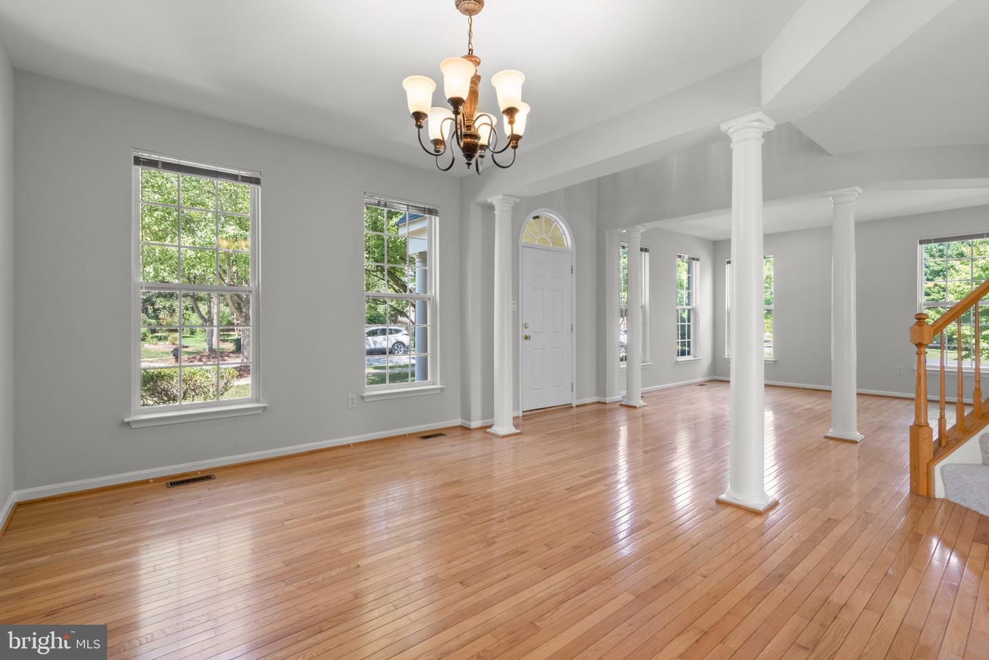 18015 Coachmans Rd Property Photo 8