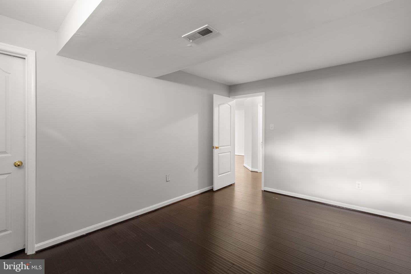 18015 Coachmans Rd Property Photo 54