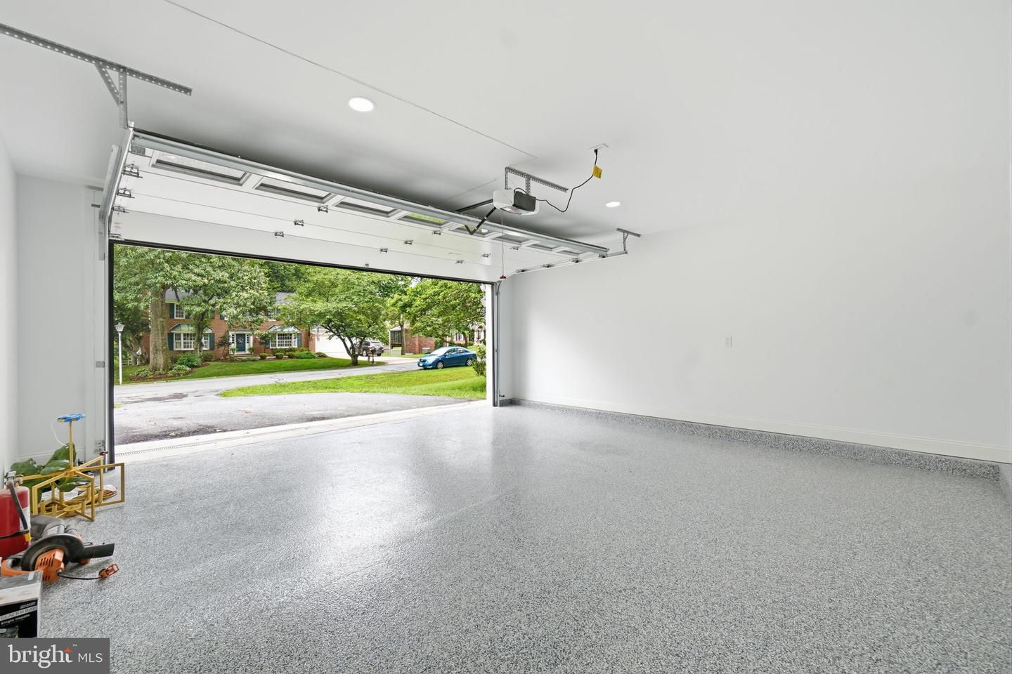 16605 Cavalry Dr Property Photo 35